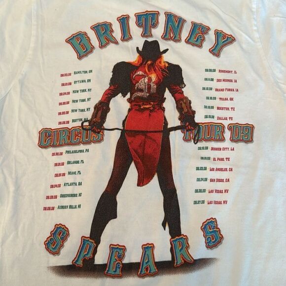 BRITNEY SPEARS 2009 Circus Tour Tee - Picture 5 of 10